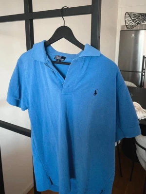 Ralph lauren pike - En fin piké som inte är använd så mycket. Kan gå ner i pris vid snabb affär!