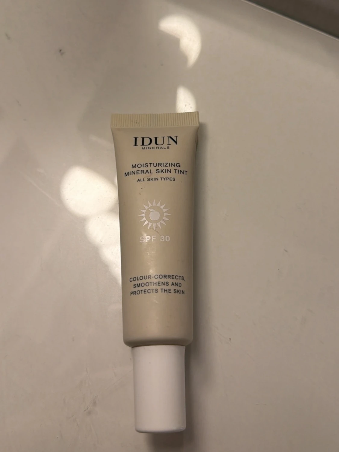 IDUN Minerals Moisturizing Skin Tint
