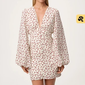 adoore klänning  - Jättefin adoore klänning i mycket bra skick, liten i stolek 💕