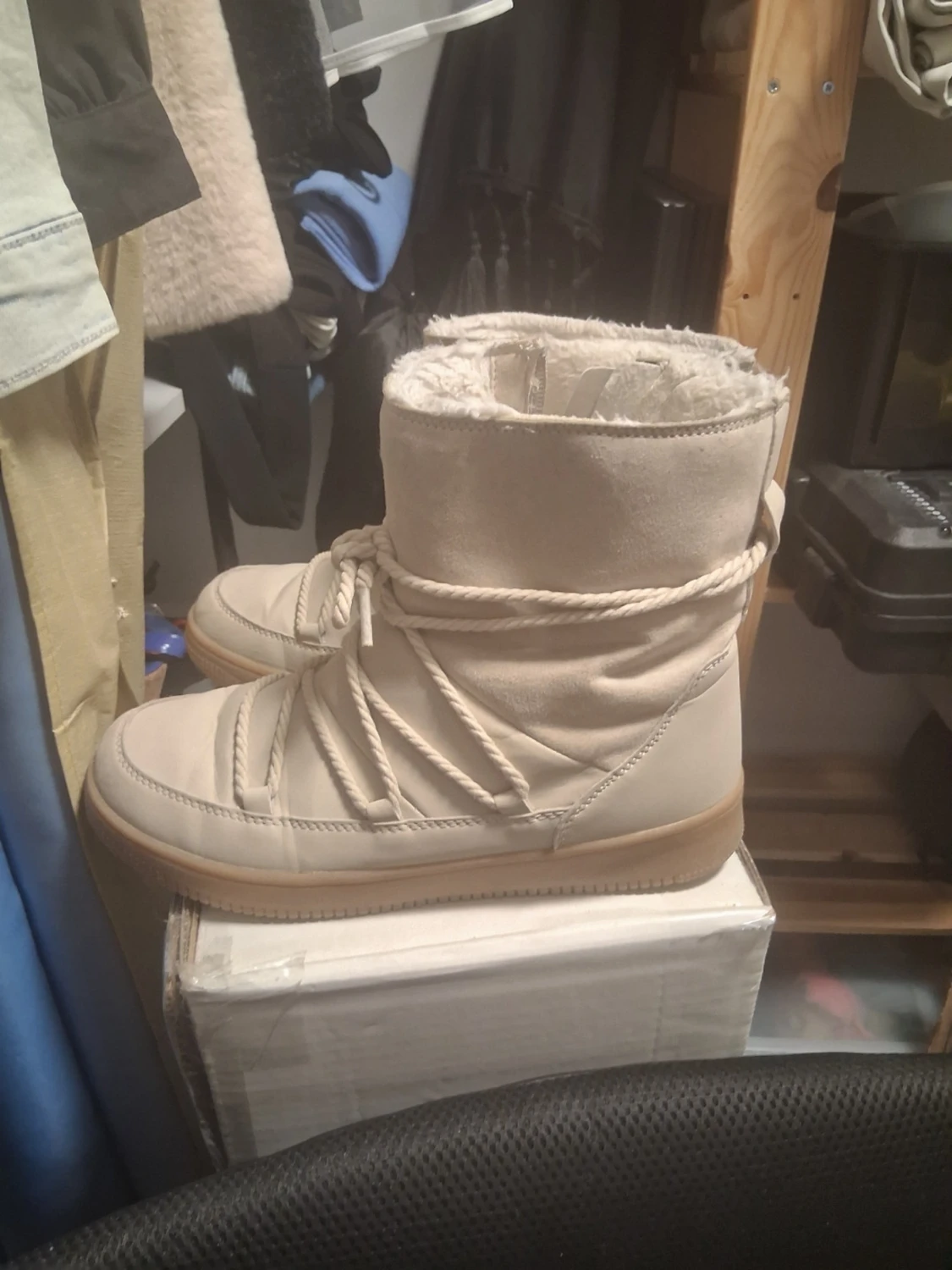Beige moon boots med snörning - 2