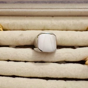 Rostfria ring  - Rostfria - Storlek- 7 - 8