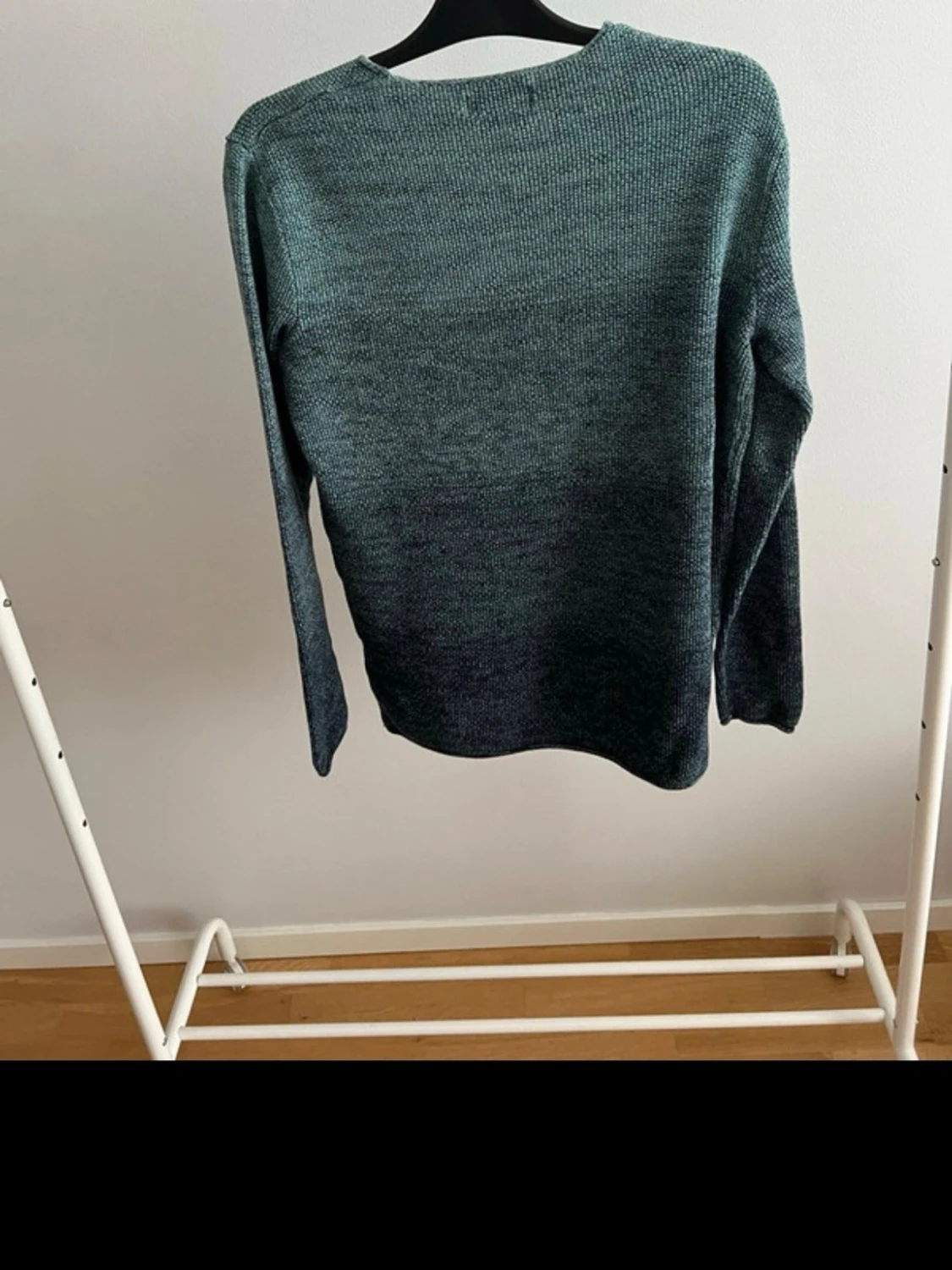 Grönmelerad stickad tröja - 1