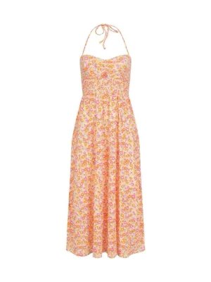 Blommig halterneckklänning i bomull - Söt långklänning med halterneck och blommigt mönster. Klänningen har smock över bysten och knytning i nacken. Perfekt för sommaren!! 💓