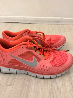 Nike free run 3 - Storlek 37, bra skick 