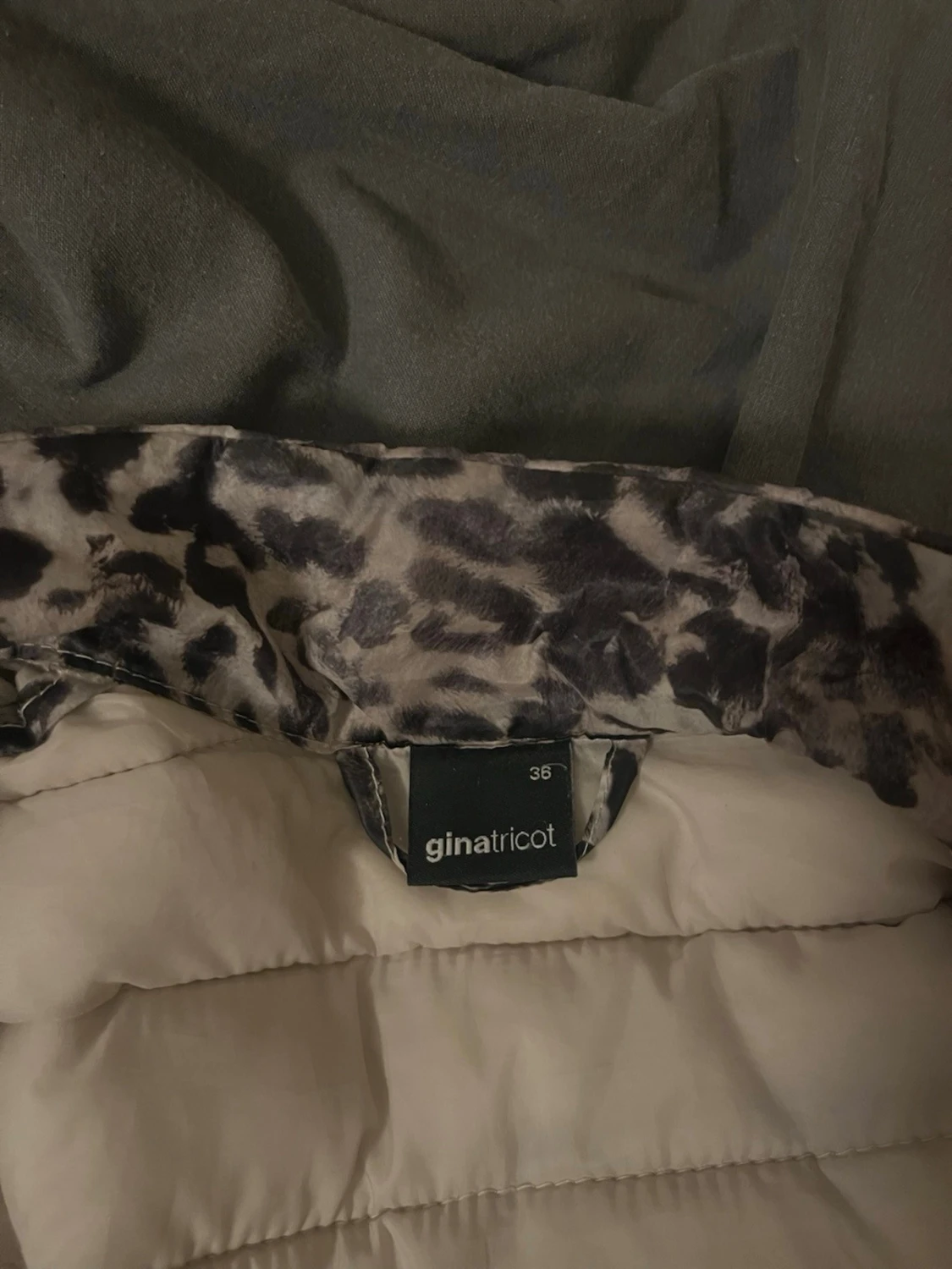 Leopardmönstrad pufferjacka - 2
