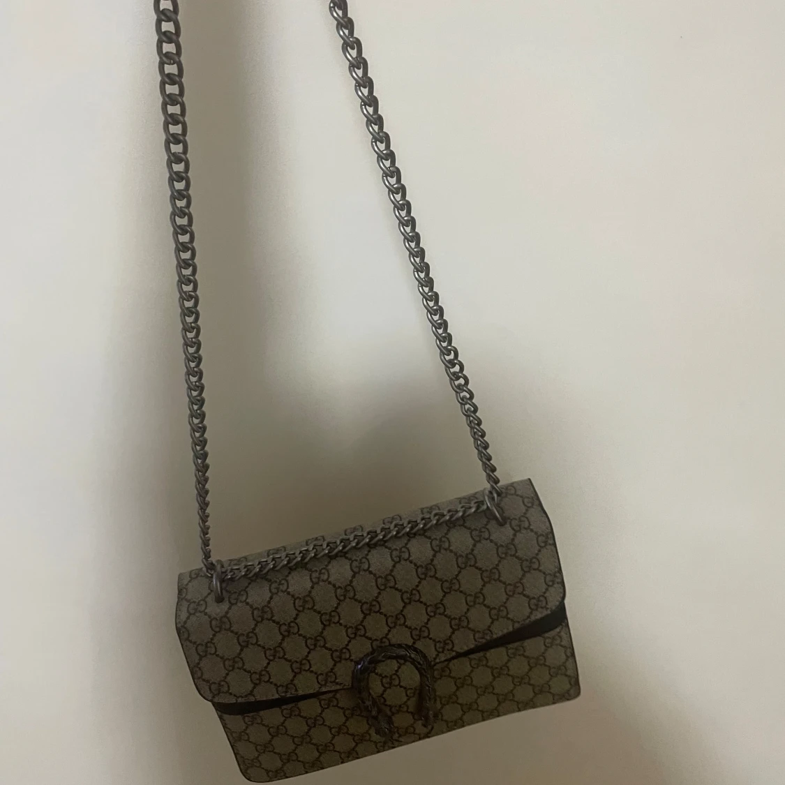 Beige axelväska från Gucci - 1