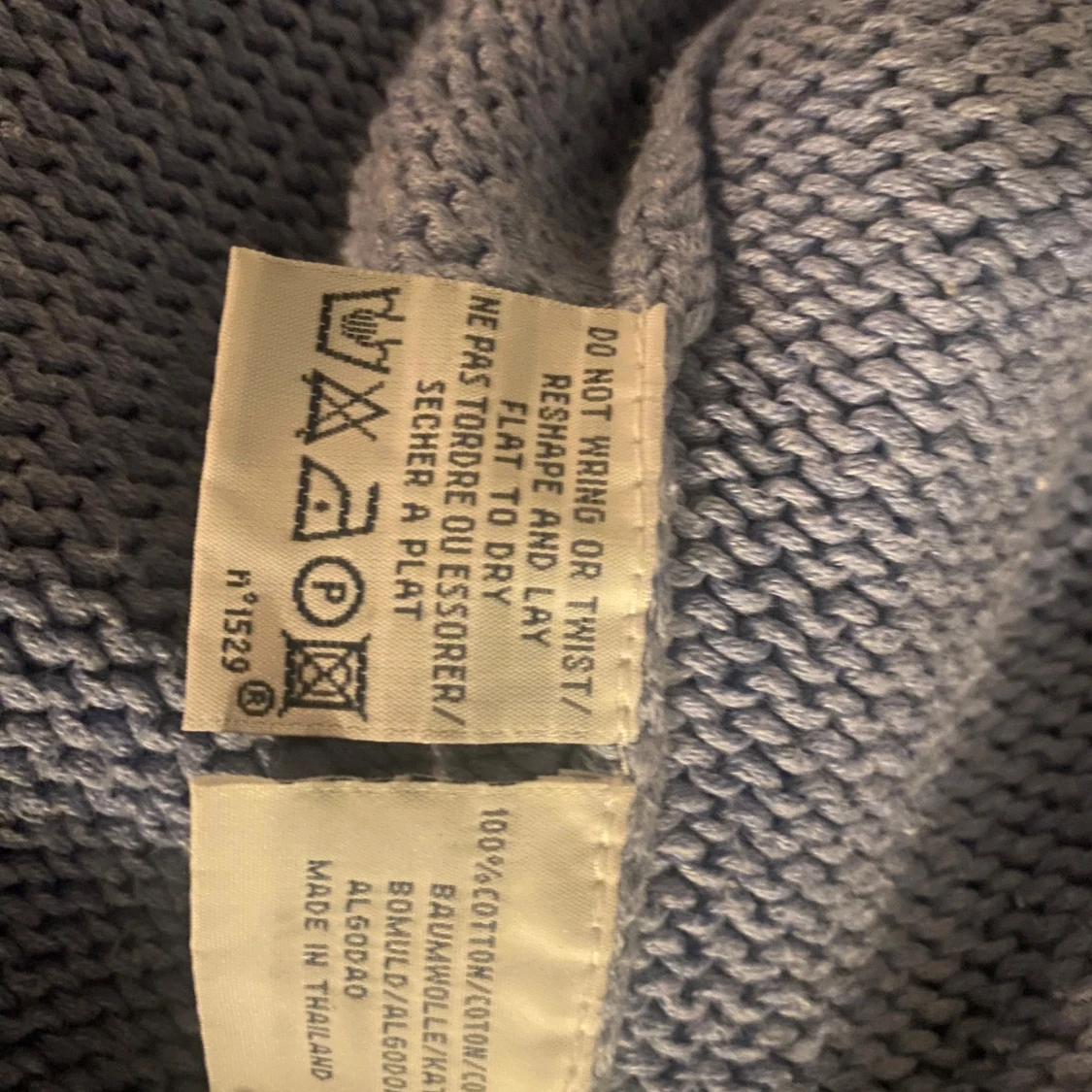 Blå stickad tröja med amerikansk flagga - 3