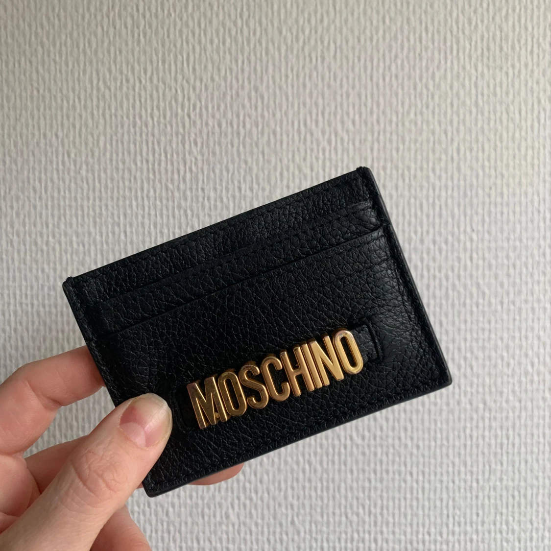 Svart plånbok från Moschino - 1