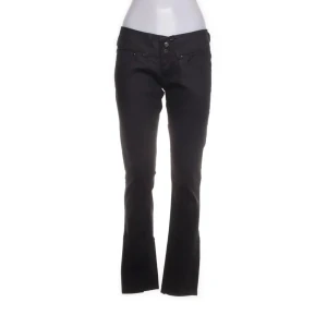 Low-waisted jeans - Ett par sköna jeans