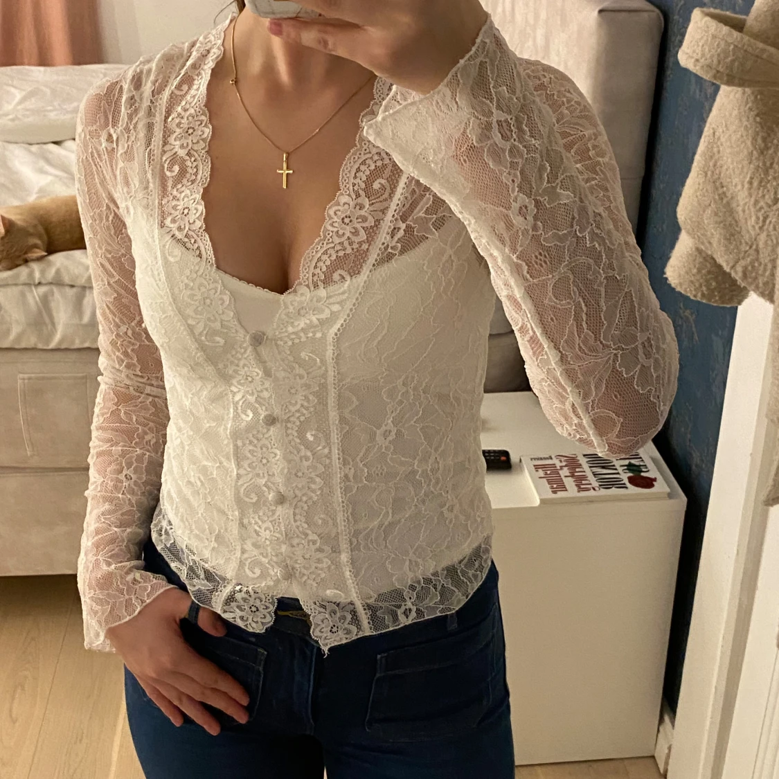 Vit spets topp från Nelly 