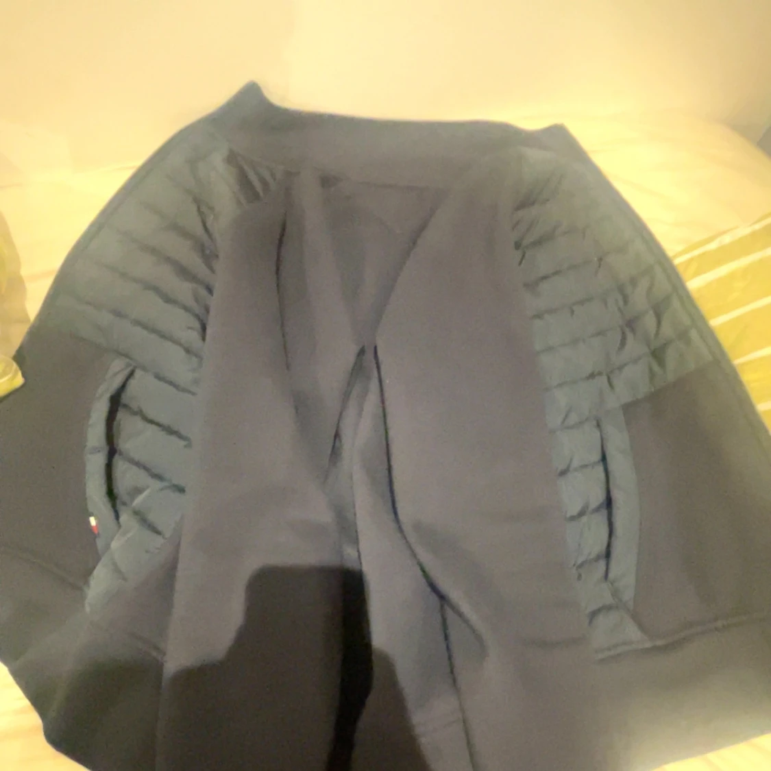 Mörkblå jacka med dragkedja - 2