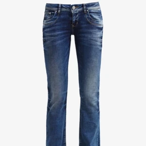 Ltb jeans💘 - Säljer mina mörkblå långmidjade ltb jeans i strl xs-xxs. Inga defekter, hål eller slitningar💓 
