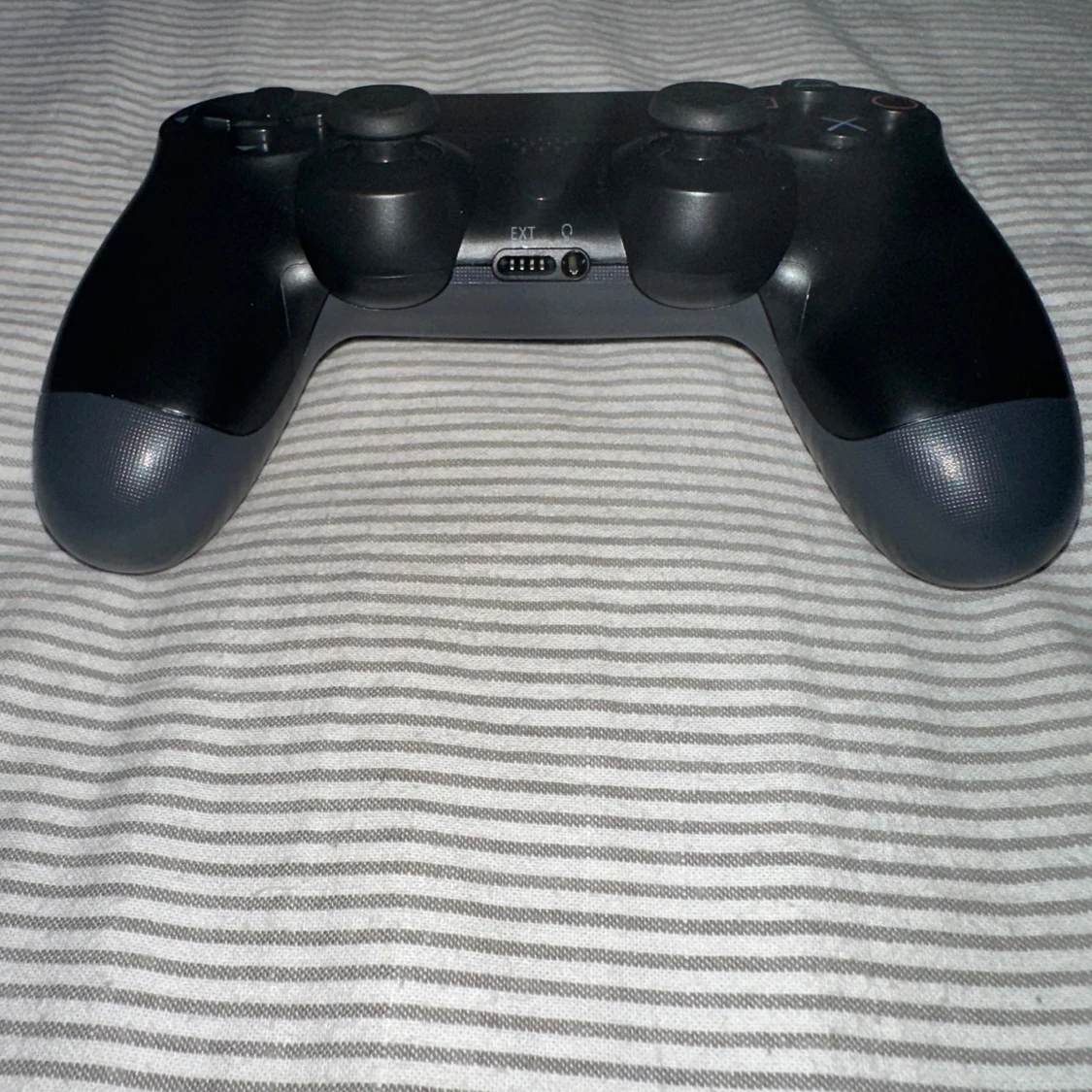 Doubleshock 4 Trådlös Handkontroll - 1