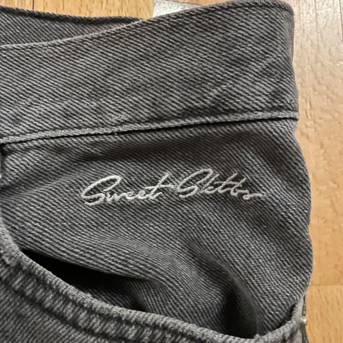 Grå jeans från Sweet Sktbs - 3