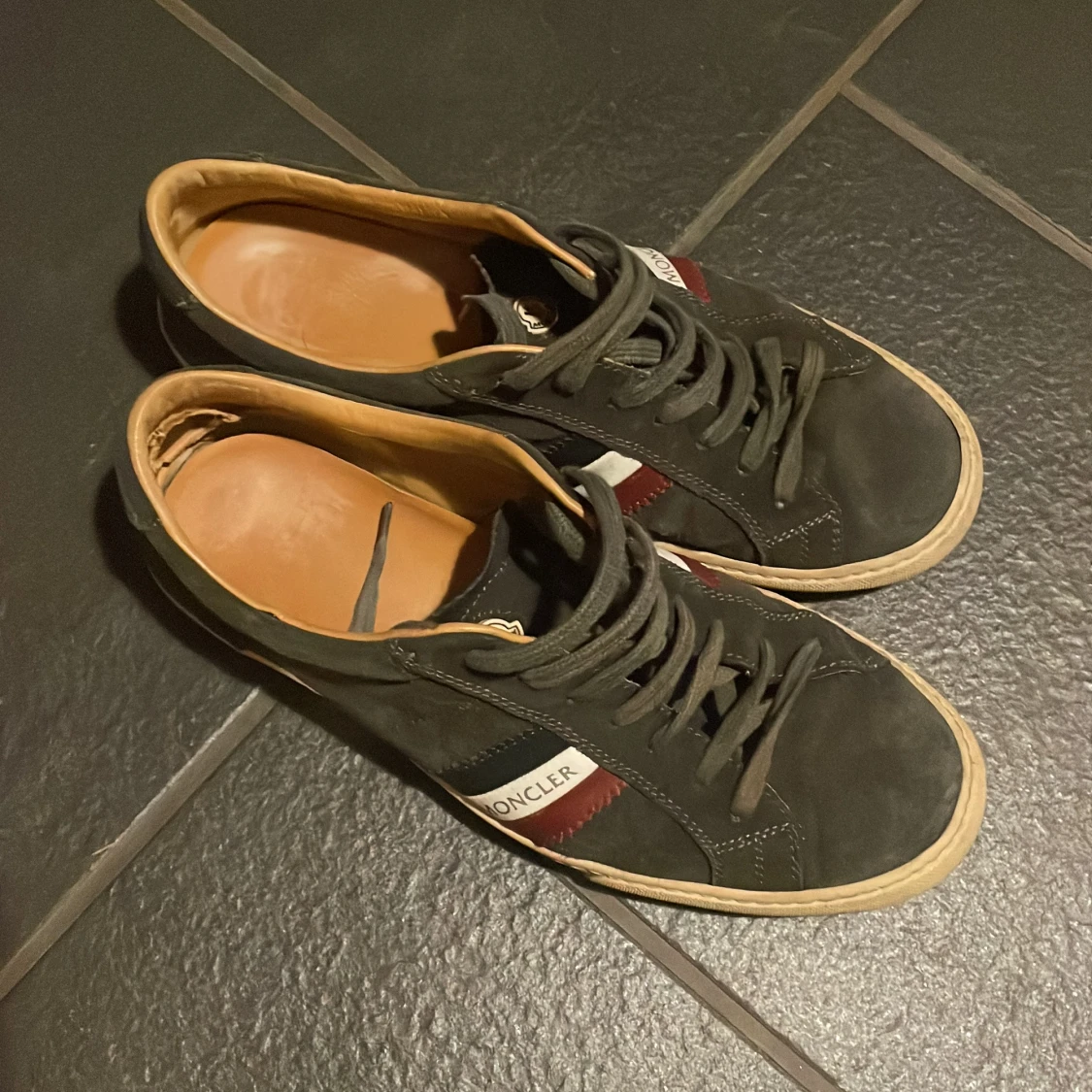 Svarta sneakers från Moncler - 1