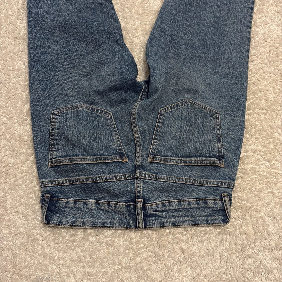 Blå bootcut jeans - 4