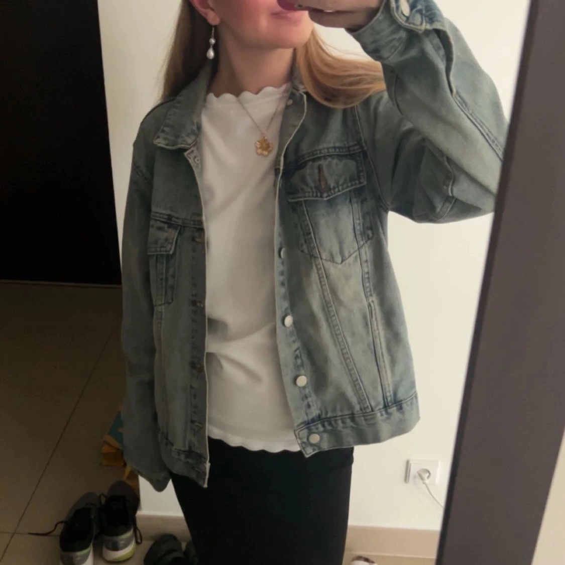 Oversized ljusblå jeansjacka - 1