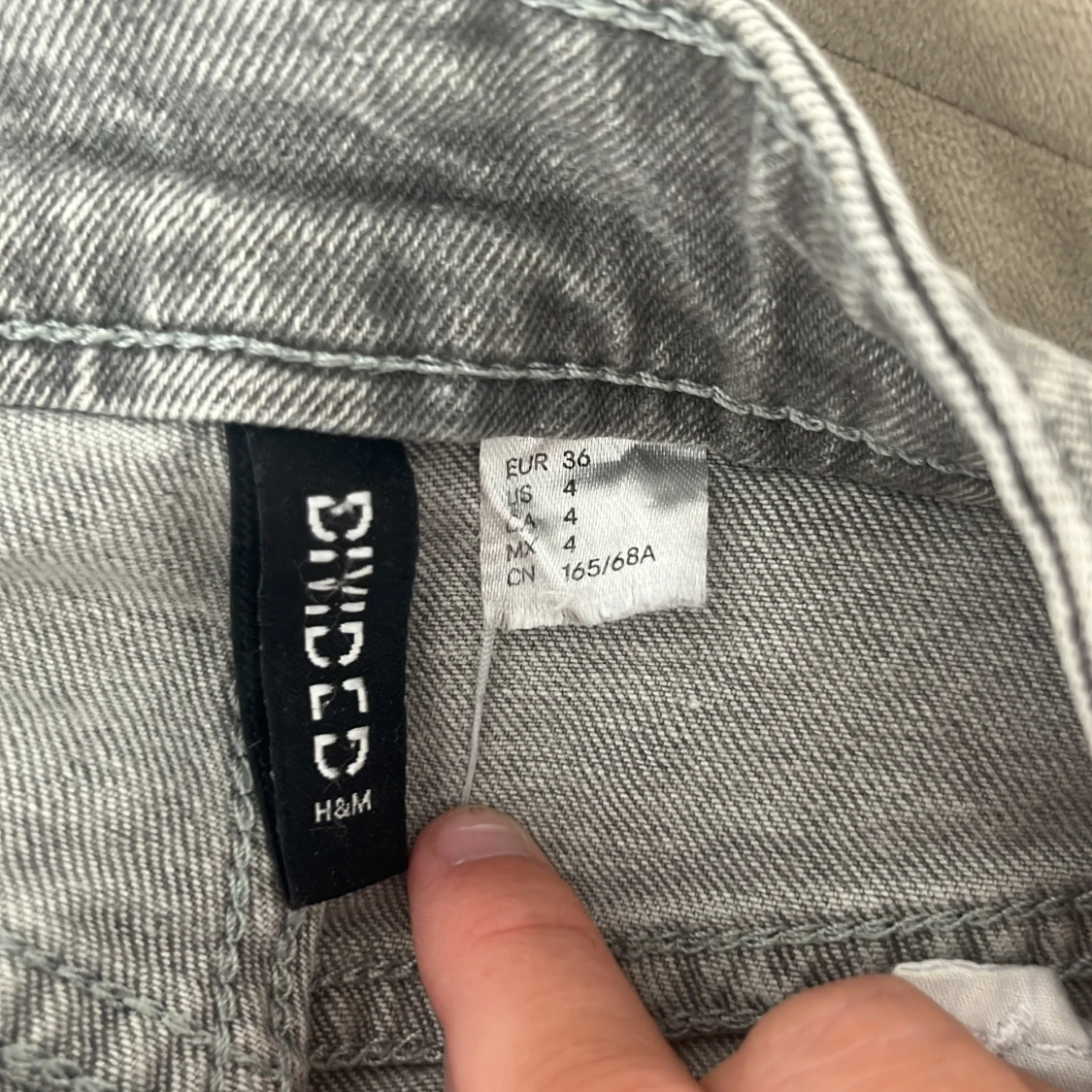 Grå jeansshorts med fransig kant H&M - 3