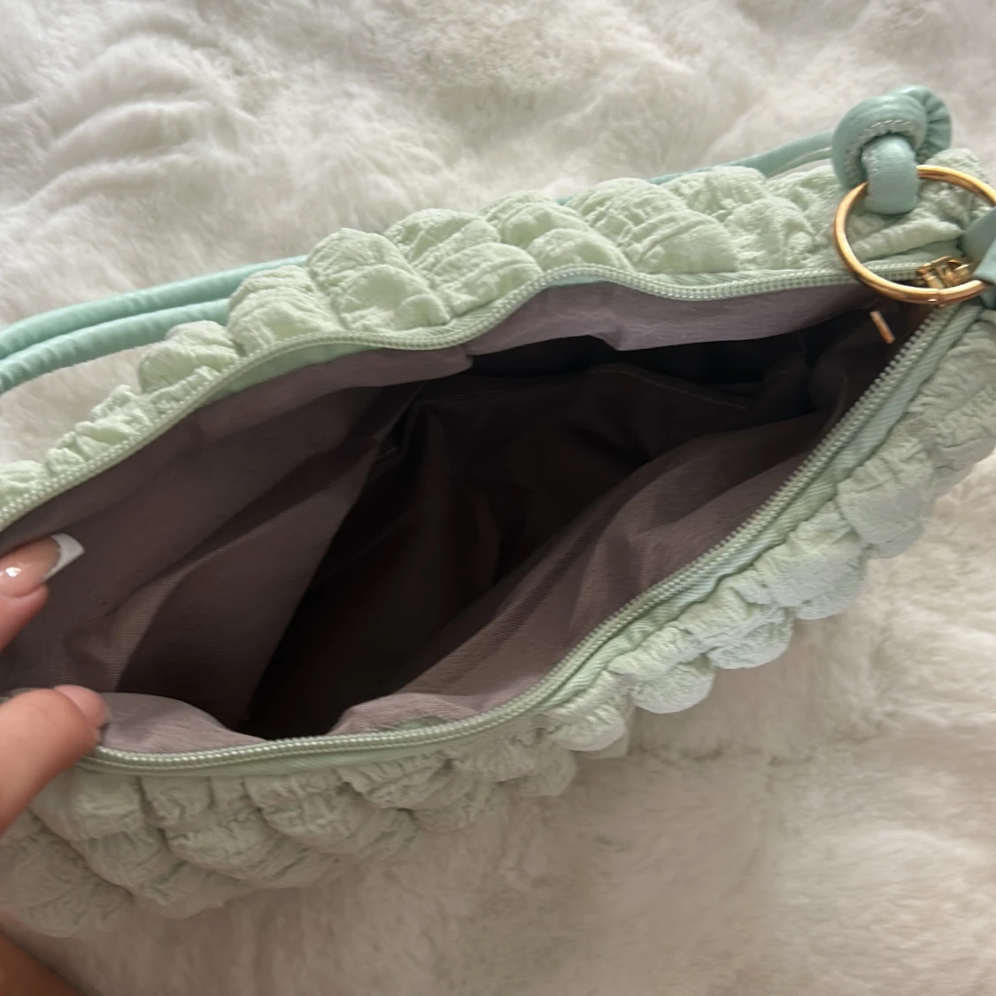 Mintgrön quiltad axelväska - 2