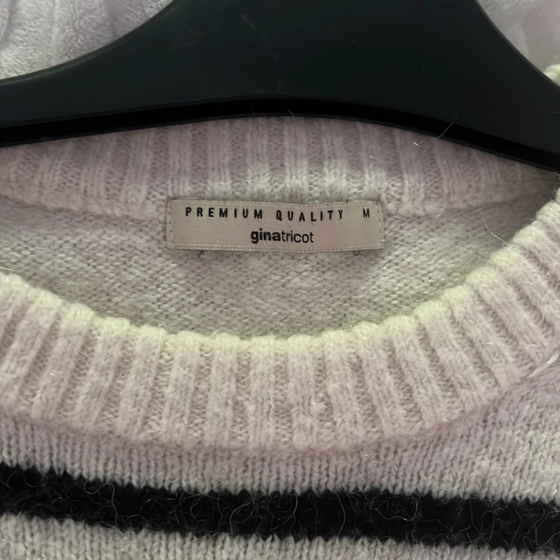 Randig stickad tröja från Gina Tricot - 3