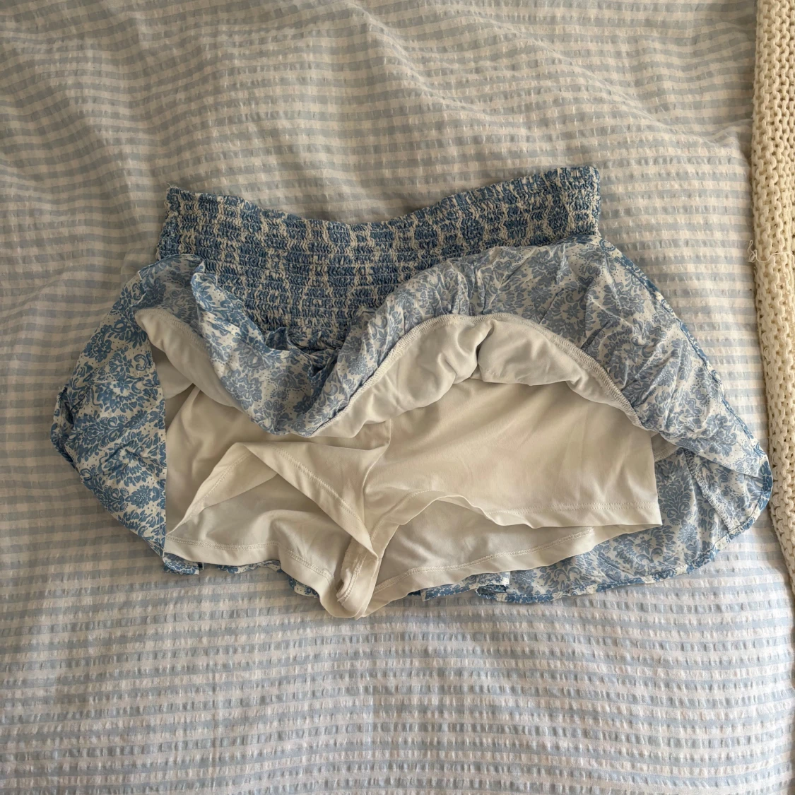 Blå volangkjol från H&M Divided - 3