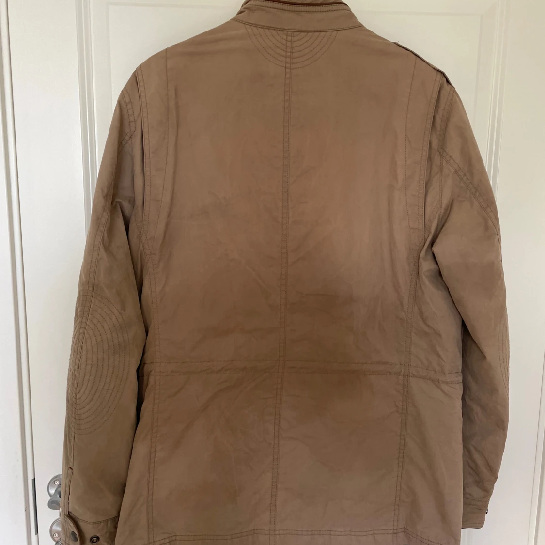 Beige jacka från Massimo Dutti - 2