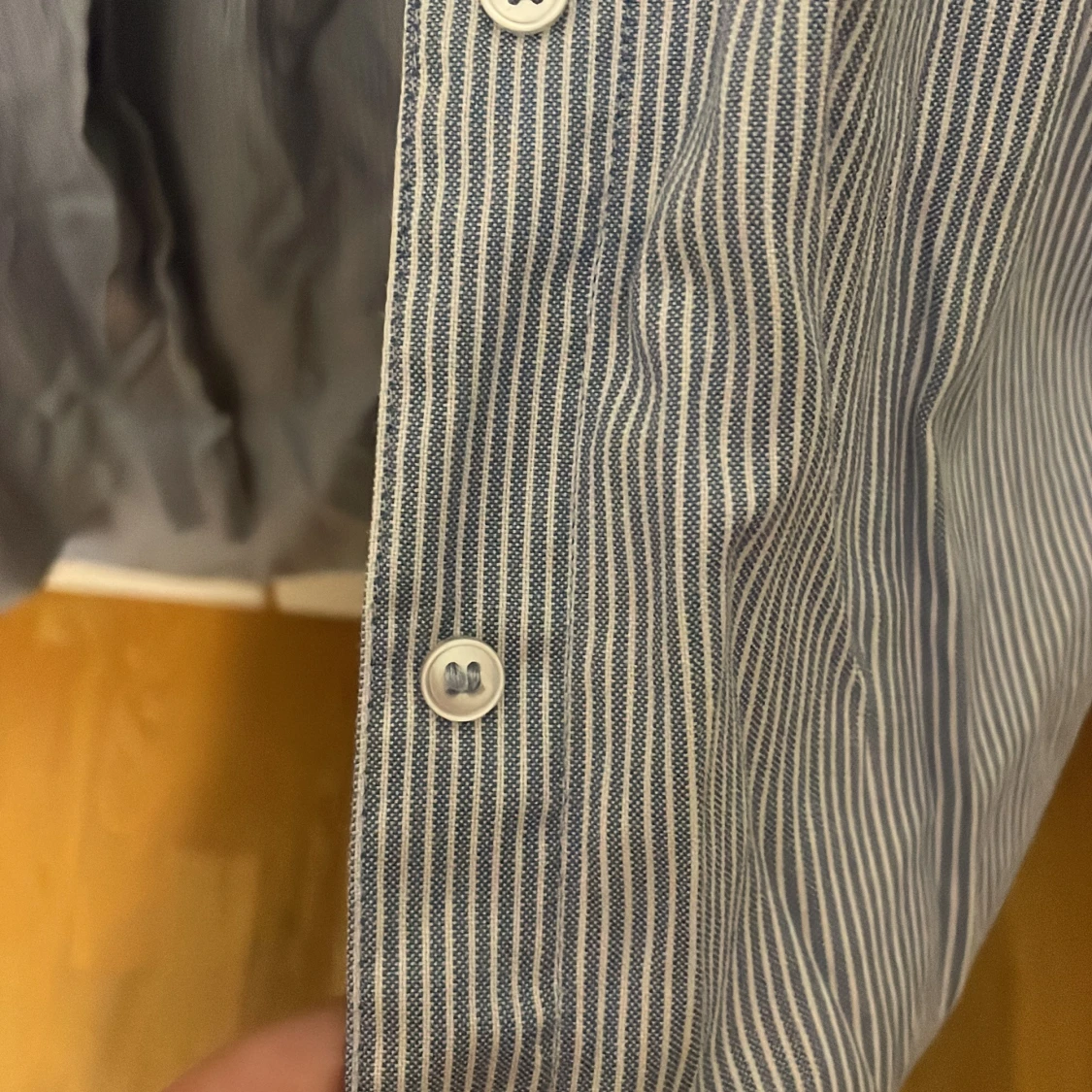 Blåvit randig skjorta från H&M, M - 3