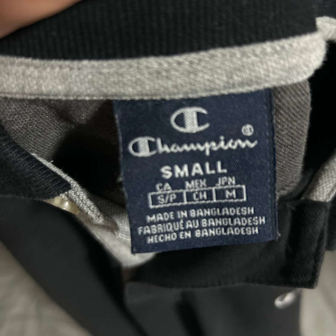 Svart pikétröja från Champion - 2