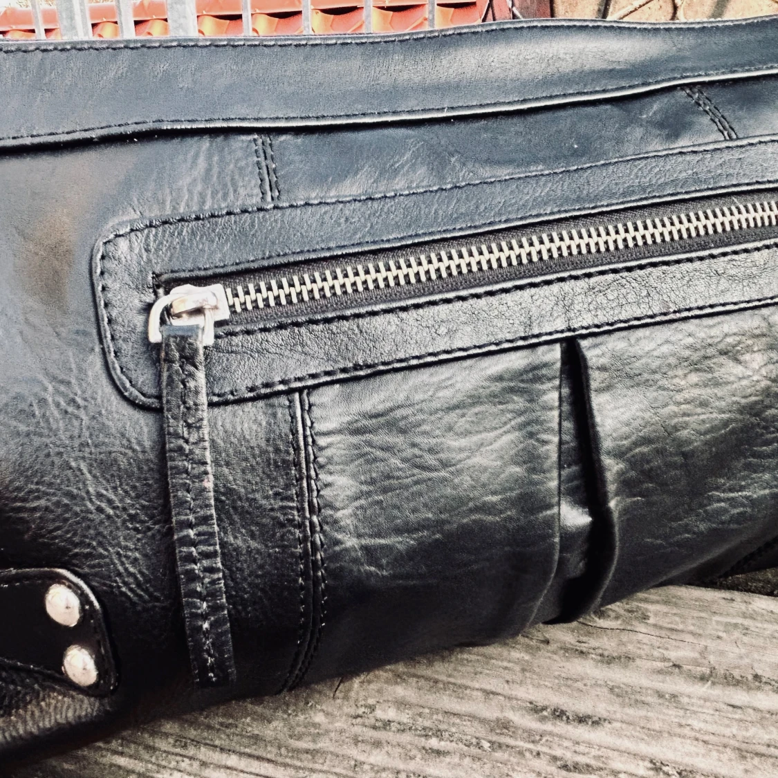 Clutch i skinn från Wera! - 2