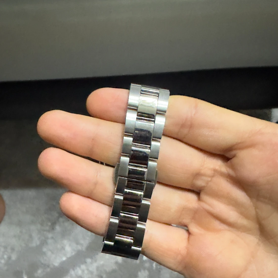 Silverfärgad klocka från Daniel Wellington - 3