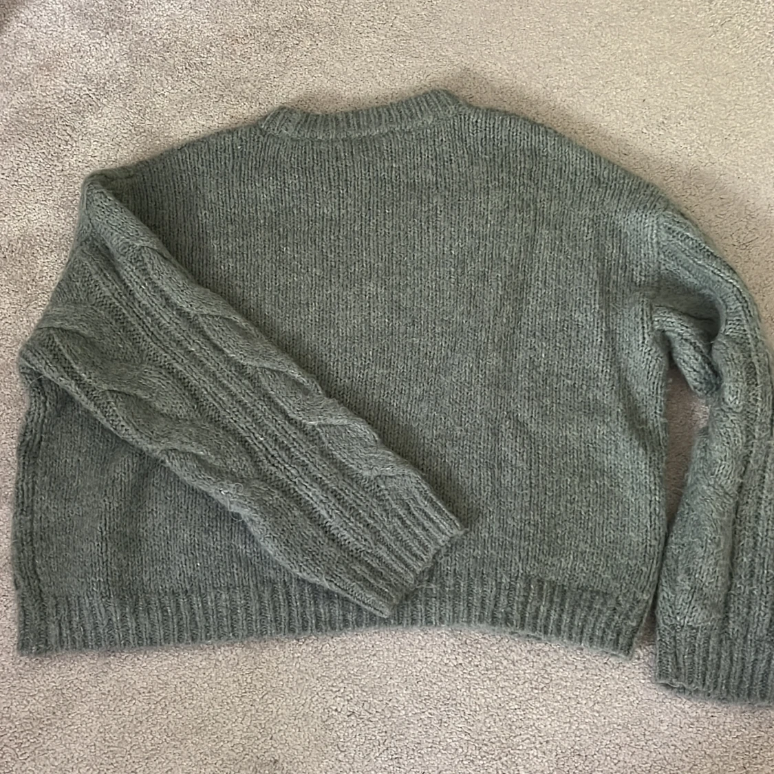 Grön stickad tröja från Envii - 2