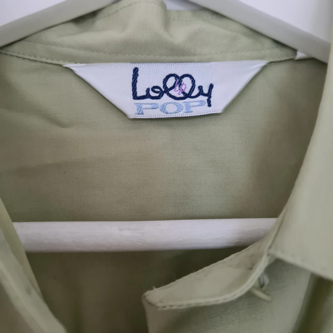 Ljusgrön broderad skjorta från Lolly Pop - 2