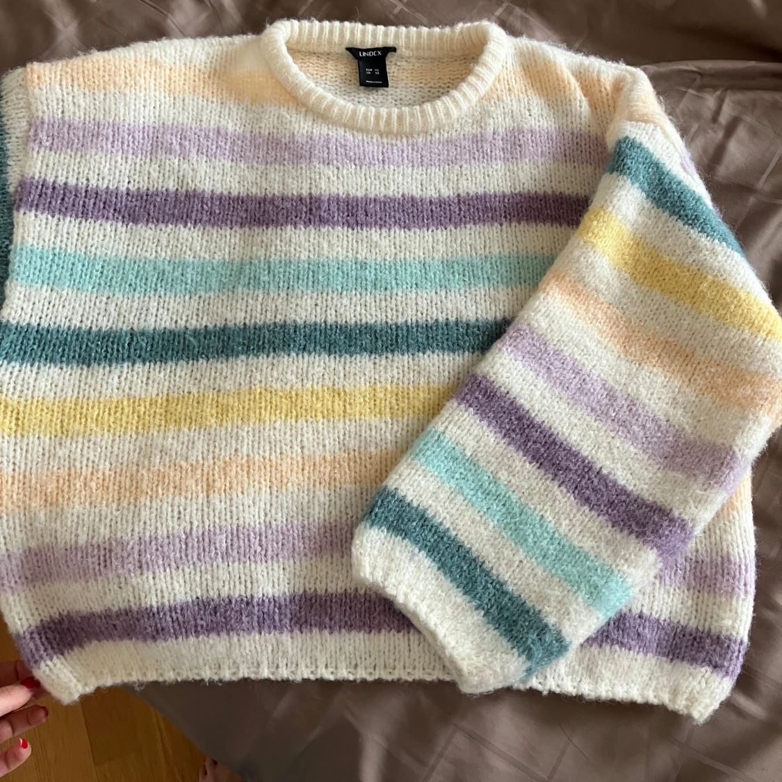 Stickad tröja från Lindex - 2