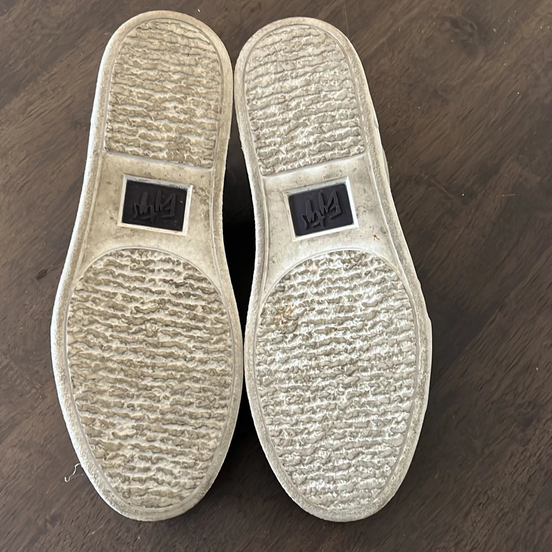 Grå/gröna Eytys - 3