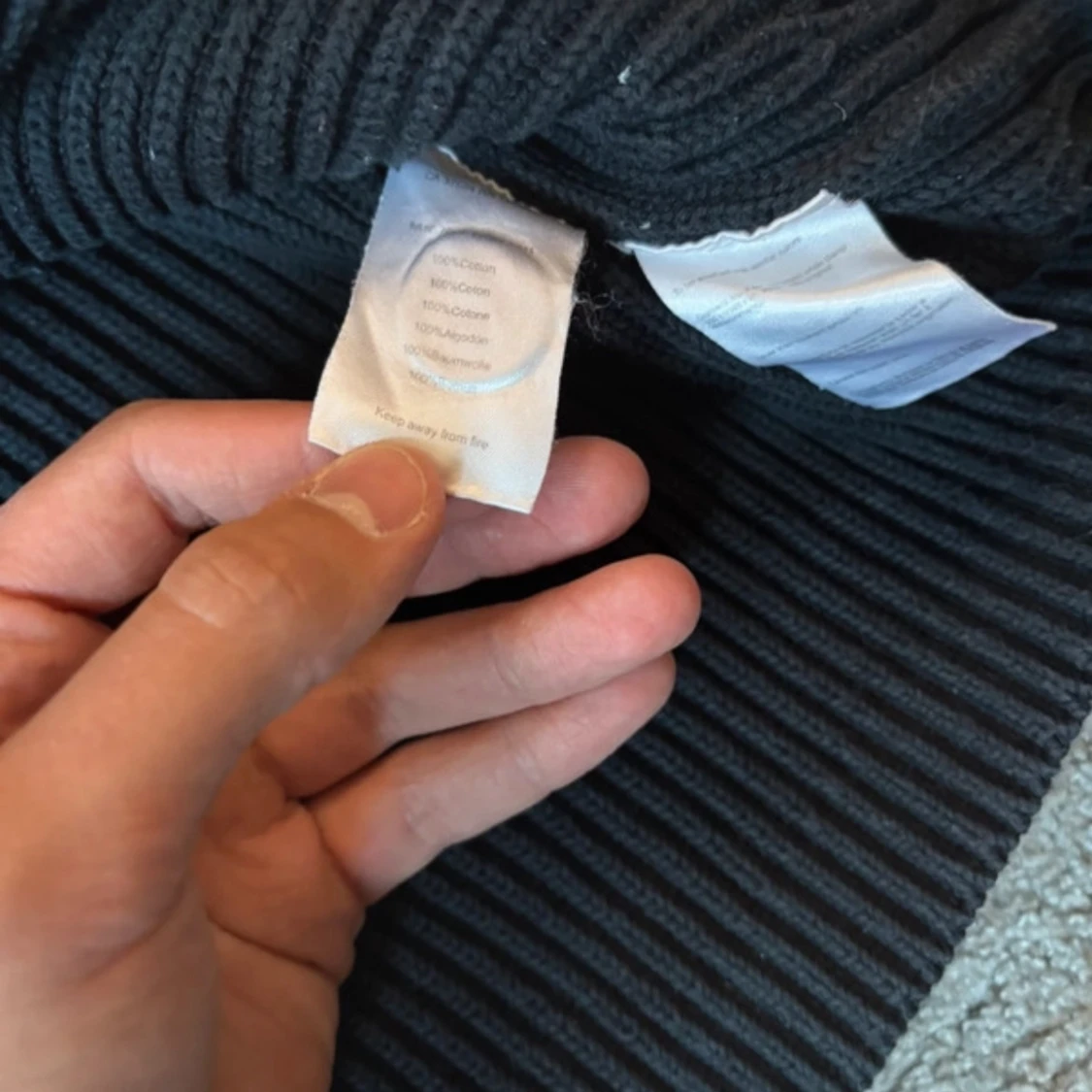 Mörkblå  cardigan jacka från Lindberg - 2