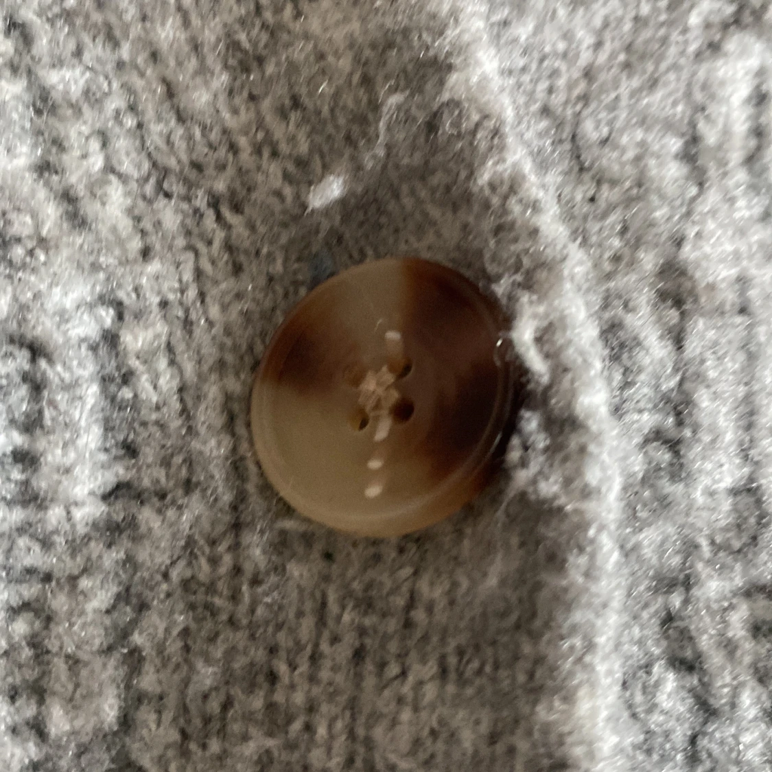 Grå stickad kofta från Zara - 2