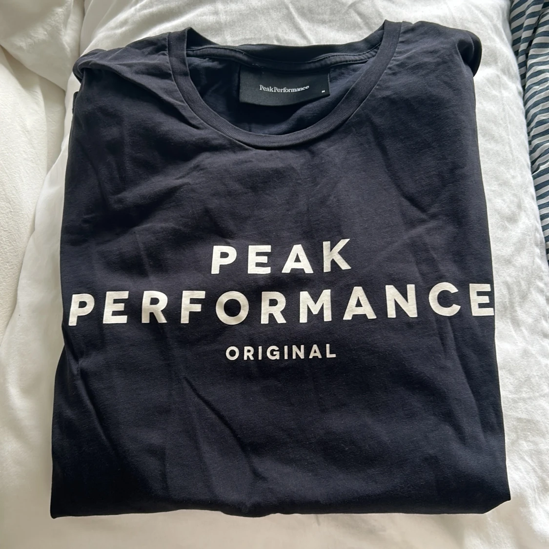 Svart t-shirt från Peak Performance