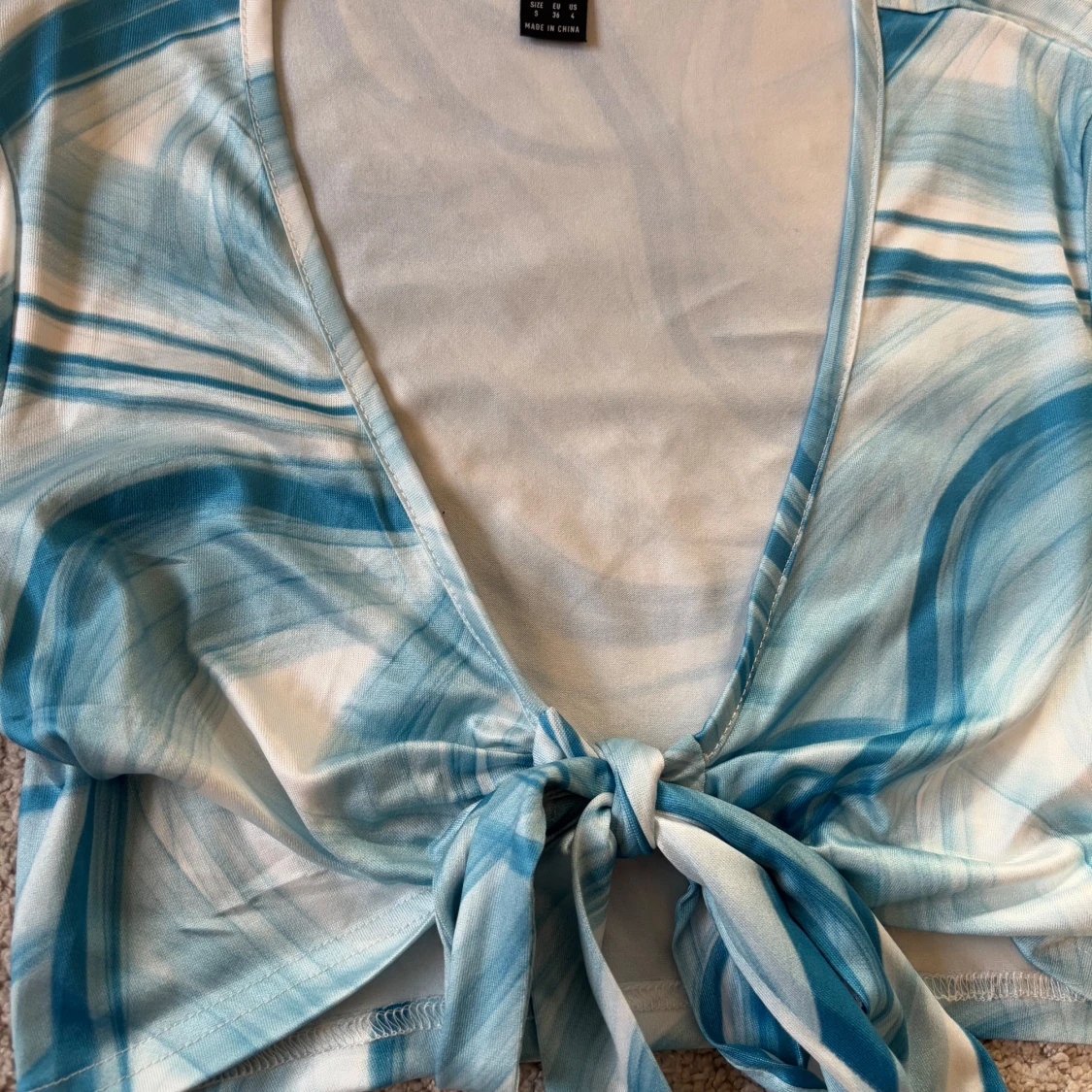 Blå topp / bolero med knytning  - 3