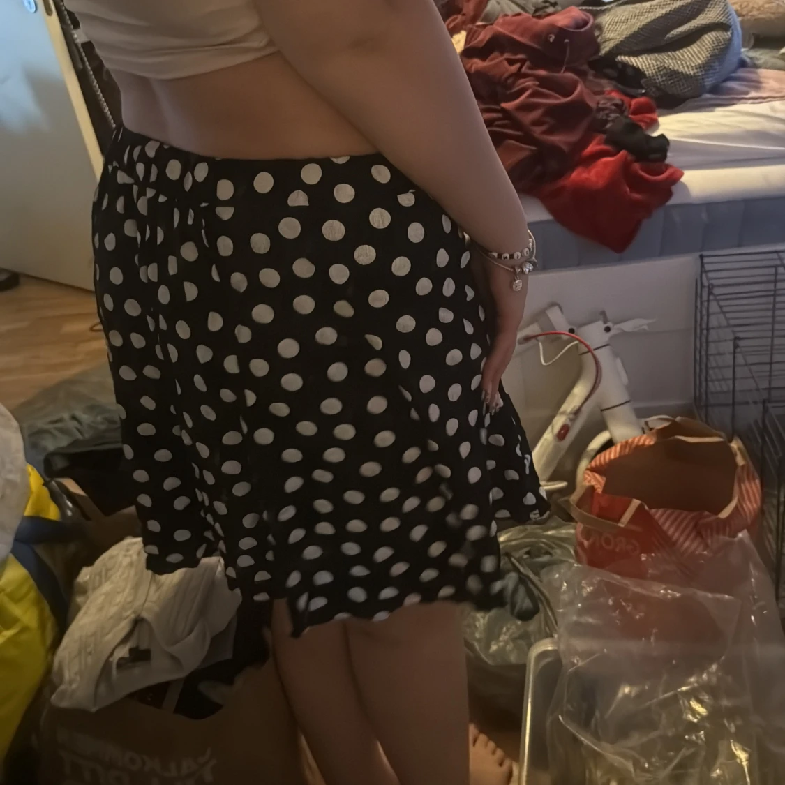 Svart prickig kjol från Black Story - 1