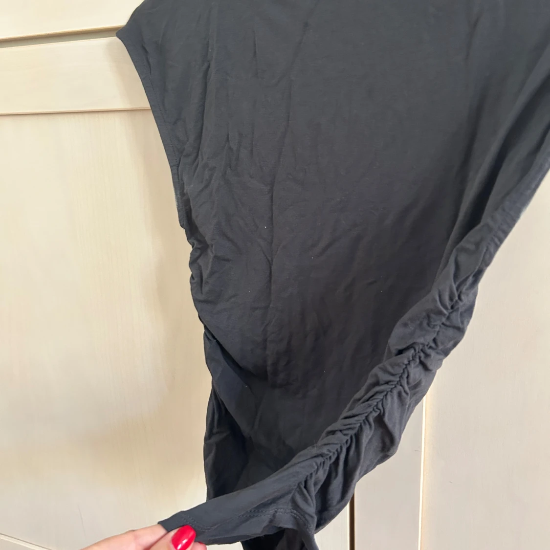 Grå topp  från Gina Tricot - 1