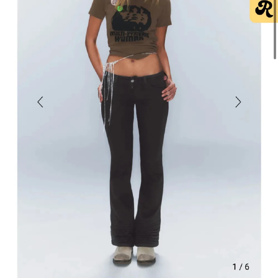 Svarta lowwaist bootcut byxor