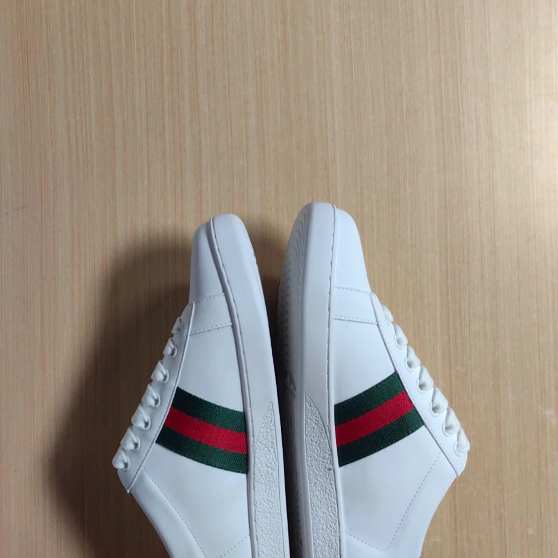 Gucci vita sneakers med orm och färgdetaljer - 2