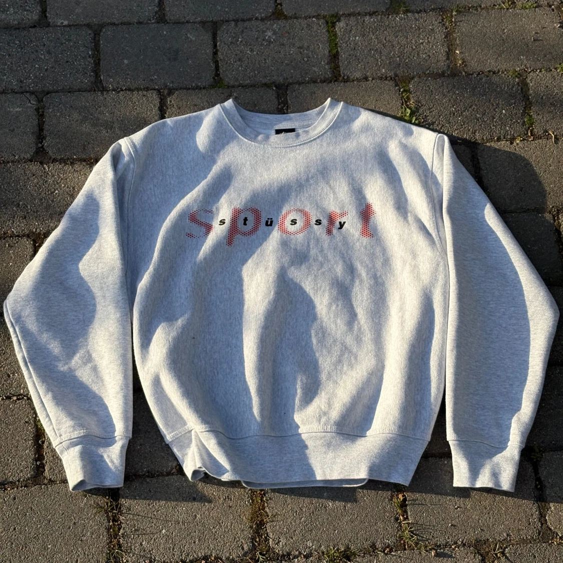 Grå sweatshirt från Stussy