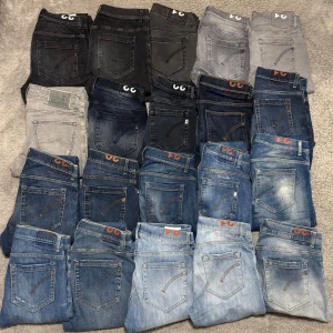 19 st dondup George och ett par Jacob choen - Alla dessa stilrena jeans finner du i vår profil🤗!