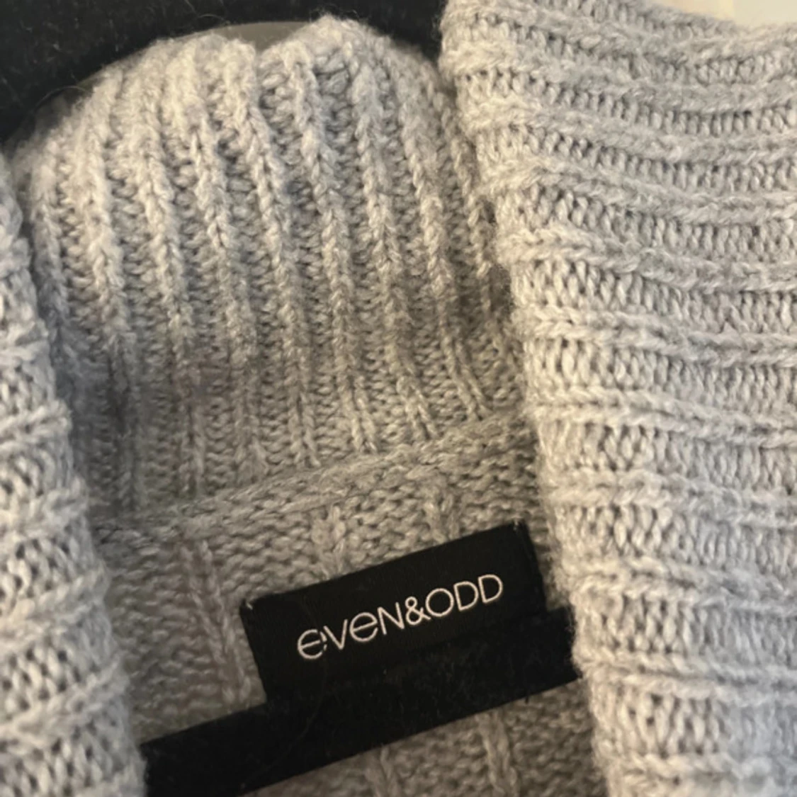 Grå stickad polotröja från Even&Odd - 1
