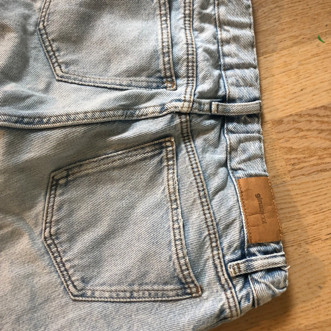 Ljusblå jeans från Gina Tricot - 2