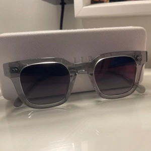 Chimi solglasögon  - Super fina solglasögon från märket Chimi, tror att modellen är 04 Gray, priset går att diskutera och skriv gärna om du har frågor eller funderingar🌸