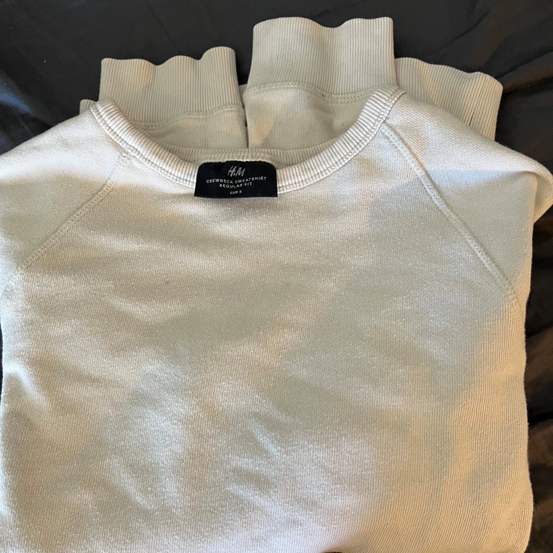 Beige crewneck sweatshirt från H&M - 2