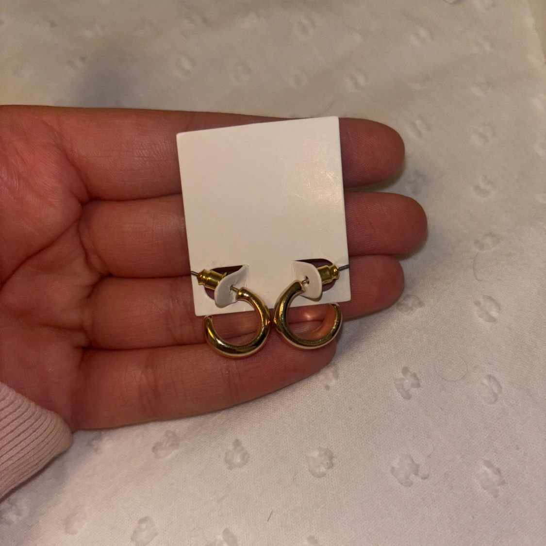 Guldiga chunky örhängen - 1