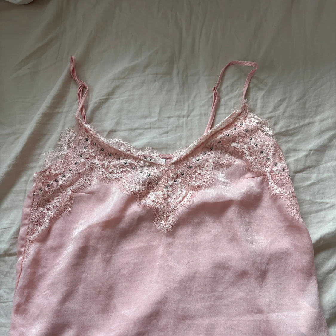 Ljusrosa linnetopp med spets från H&M - 1